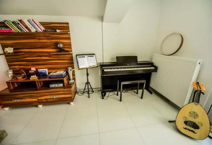 Rosa Therapy Butik Otel