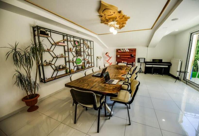 Rosa Therapy Butik Otel