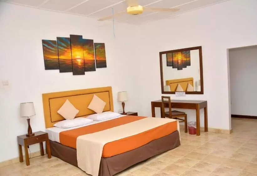 Yolanda Villa Negombo