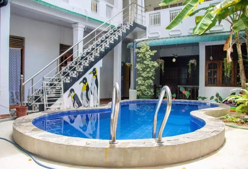 Yolanda Villa Negombo
