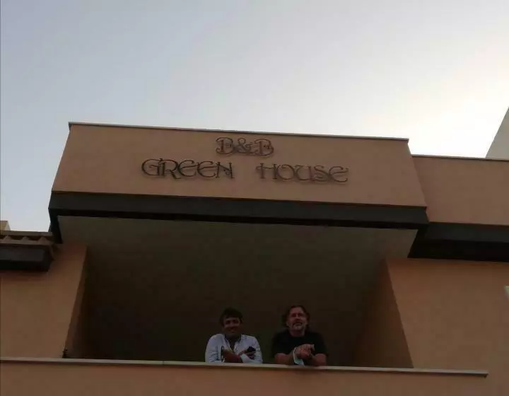 ベッドアンドブレックファースト Domo Green House