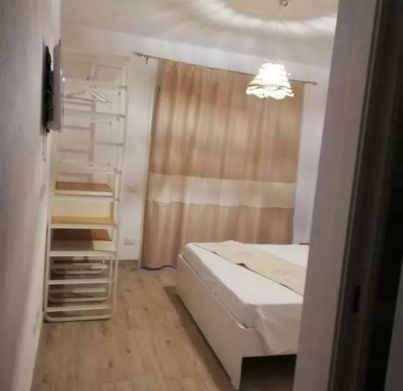 ベッドアンドブレックファースト Domo Green House