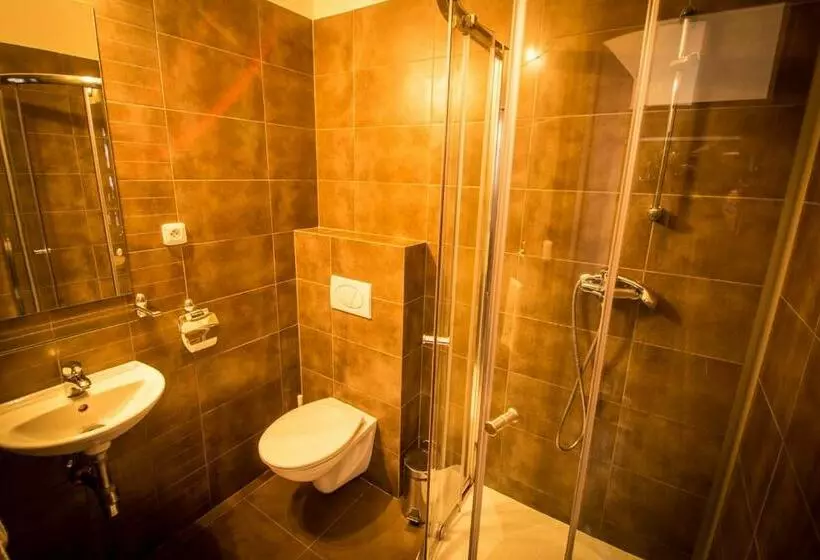 Hotelli Sázavský Ostrov