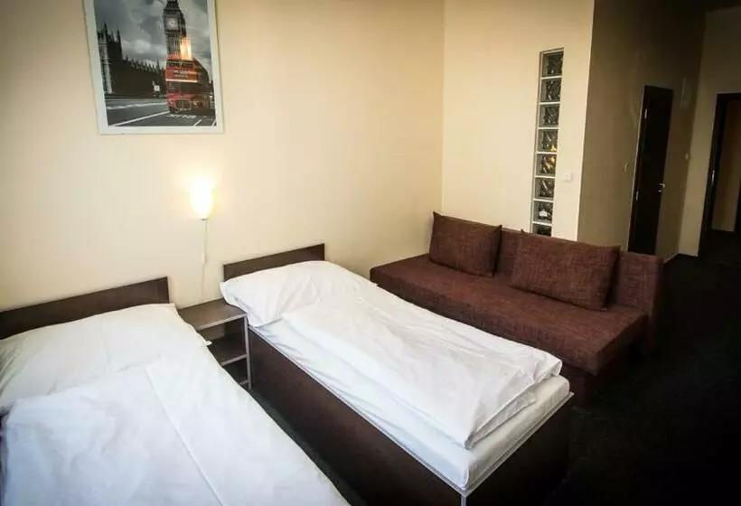 Hotelli Sázavský Ostrov