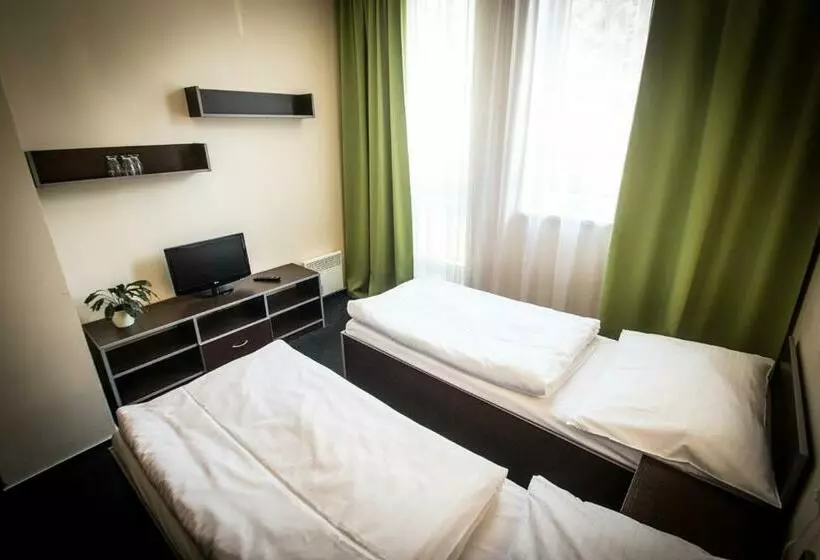 Hotelli Sázavský Ostrov