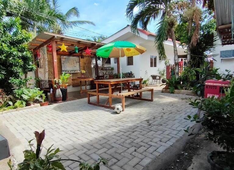 Albergue Intoy S Place