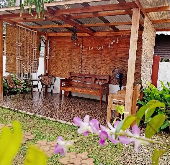 Albergue Intoy S Place