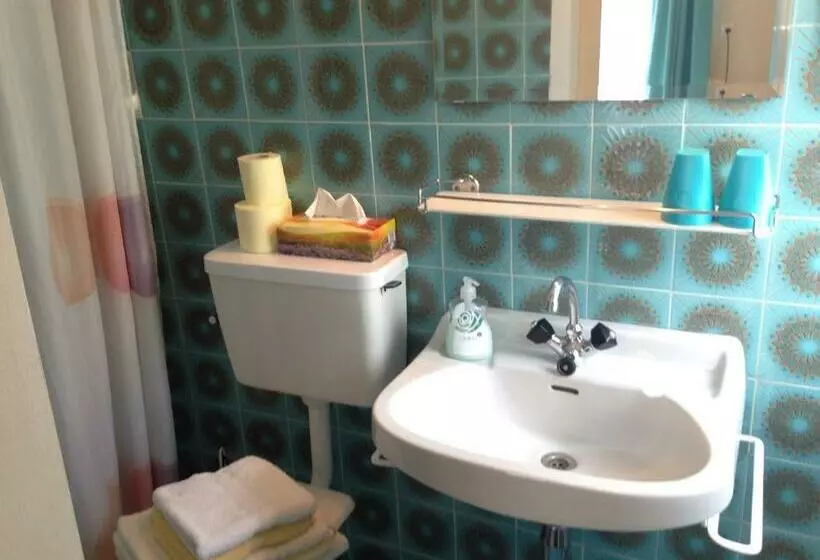 Aamiaismajoitus (B&B) Pension Am Campus Velden