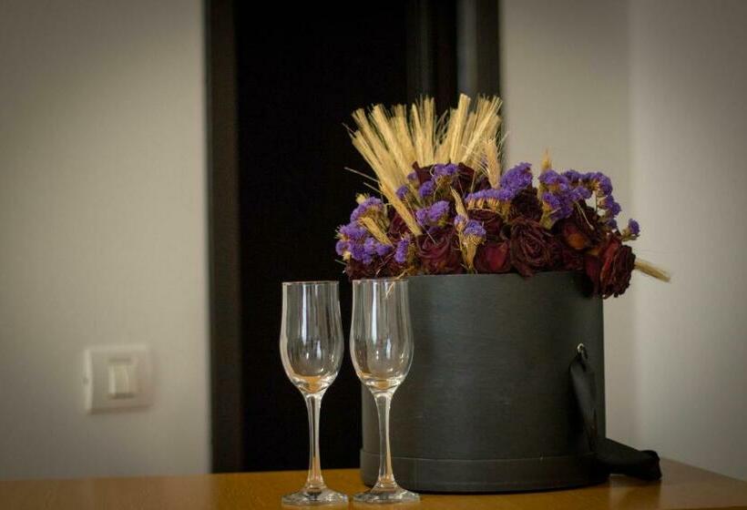 Отель Rent Room N&s