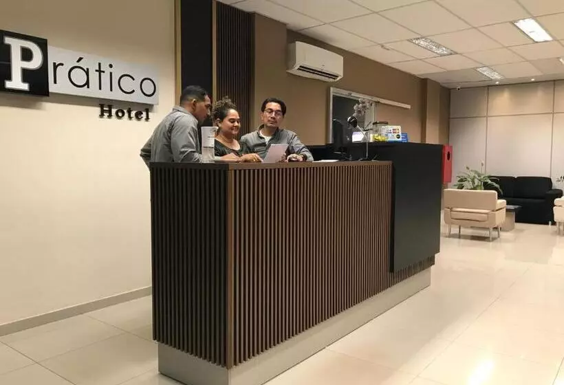 ホテル Pratico