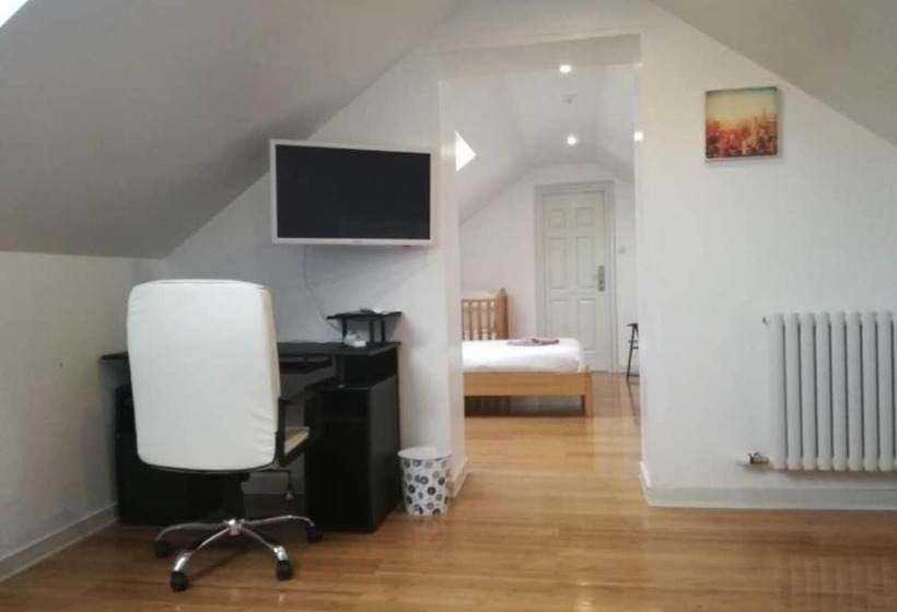 Ardenlea House Hotel B&b