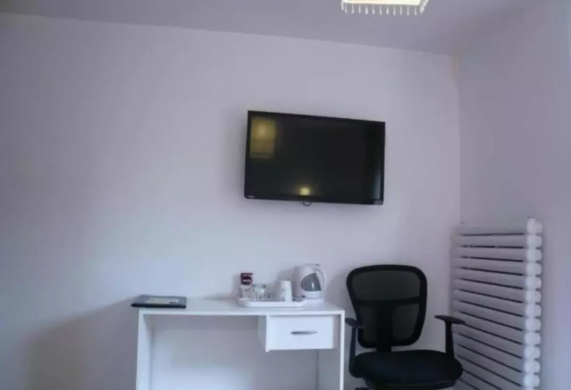 Ardenlea House Hotel B&b