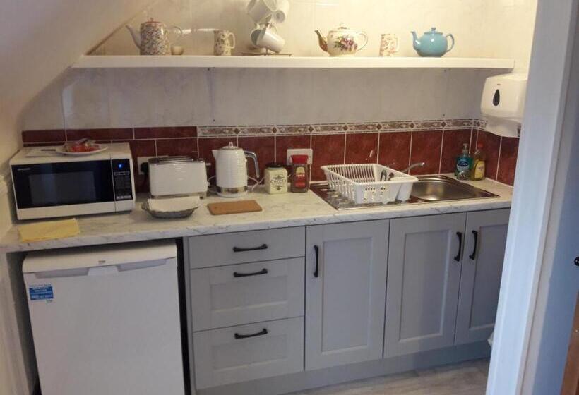 צימר Cedar Lodge Accommodation H91 Cf9d