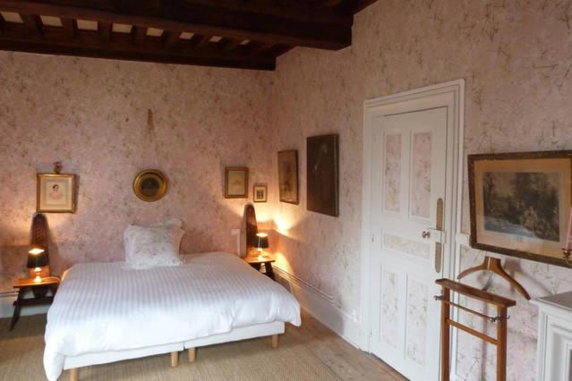 تختخواب و صبحانه Hôtes De Montboulan