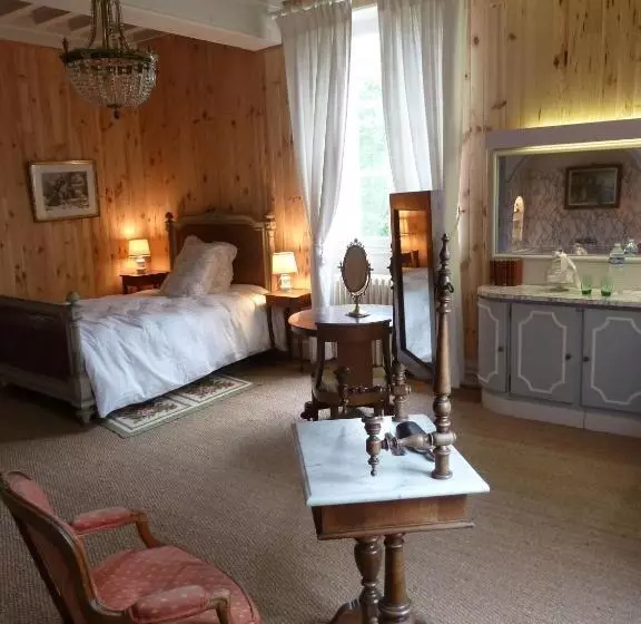 Aamiaismajoitus (B&B) Hôtes De Montboulan