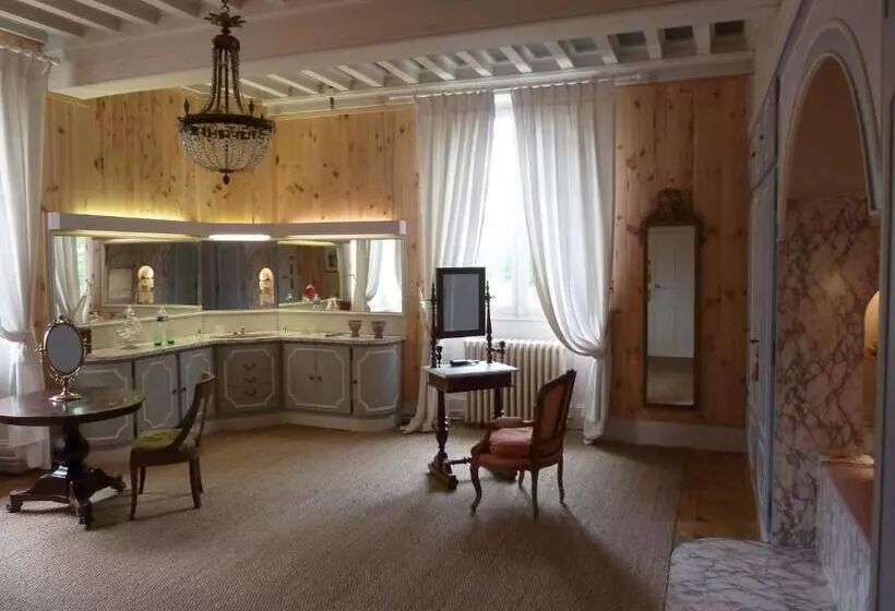 Aamiaismajoitus (B&B) Hôtes De Montboulan