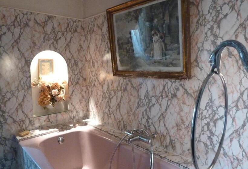 تختخواب و صبحانه Hôtes De Montboulan