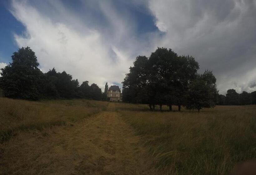 تختخواب و صبحانه Hôtes De Montboulan