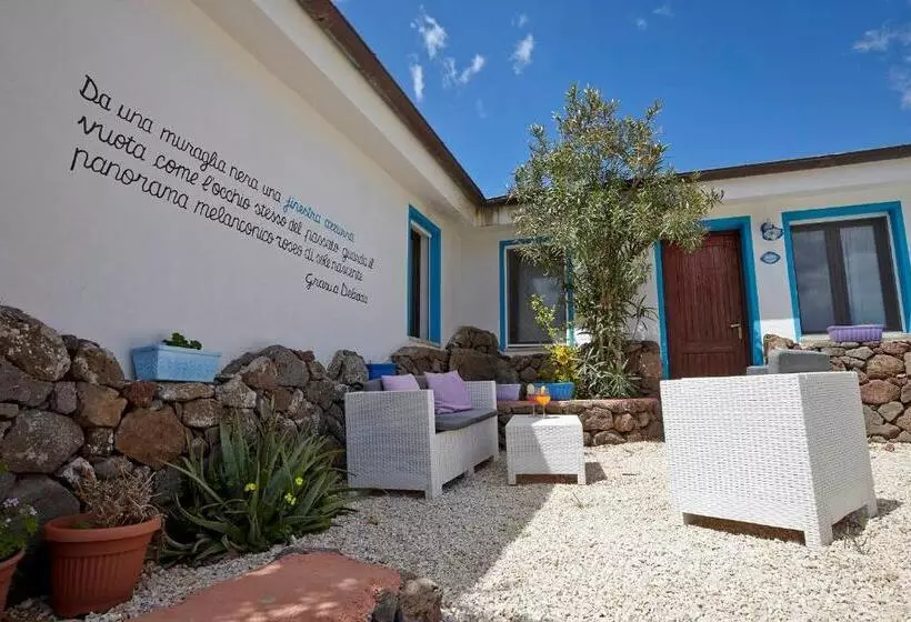 هتل Agriturismo Codula Fuili