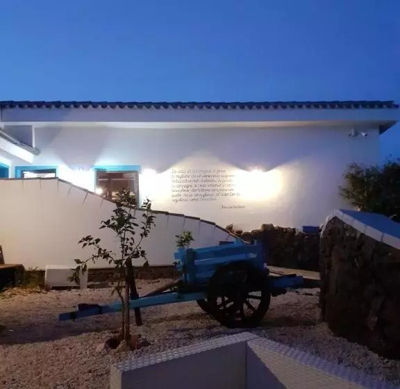 هتل Agriturismo Codula Fuili