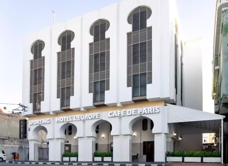 هتل Hôtel L Europe