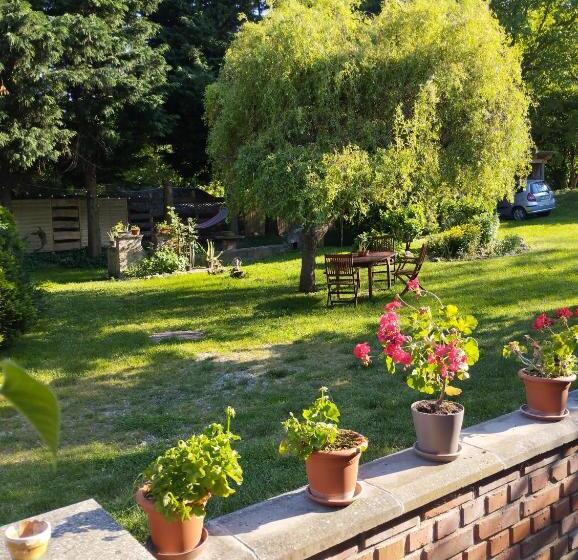 膳宿费 Helesfa Vendégház