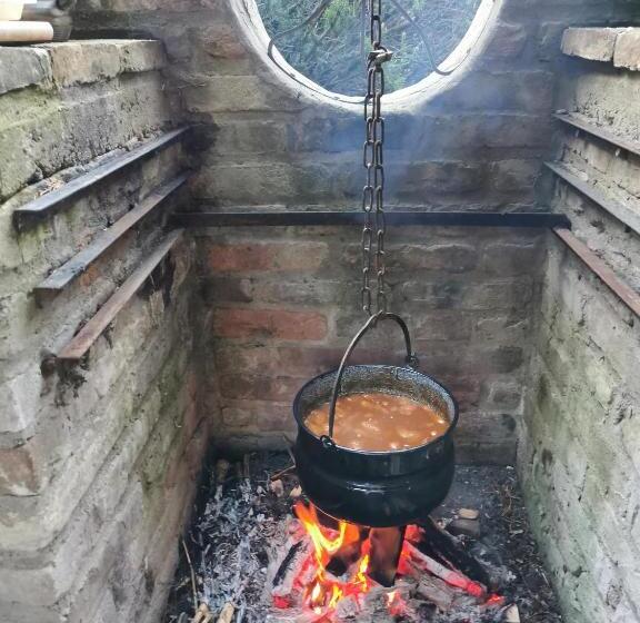 膳宿费 Helesfa Vendégház