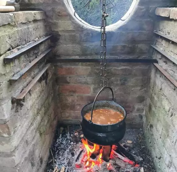 ペンション Helesfa Vendégház