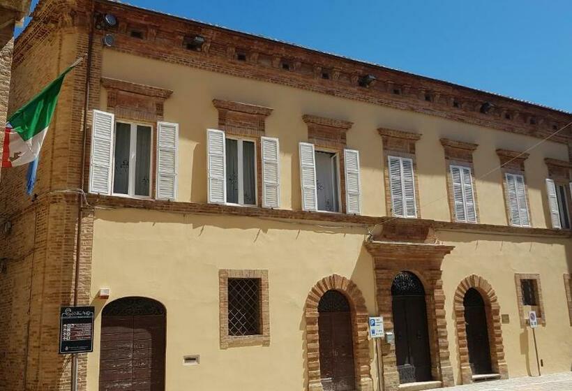 بنسيون Palazzo Fassitelli