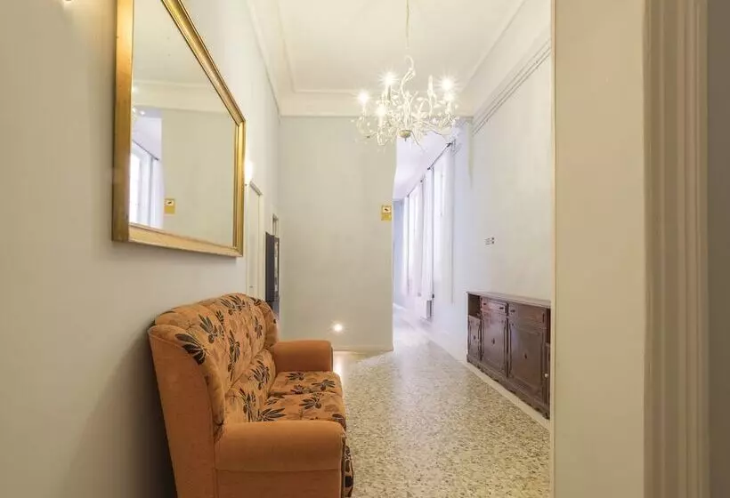 Hôtel (catégorie 1/2 *) Pensión Apolo Xi