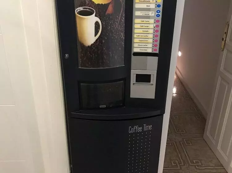 Hôtel (catégorie 1/2 *) Pensión Apolo Xi