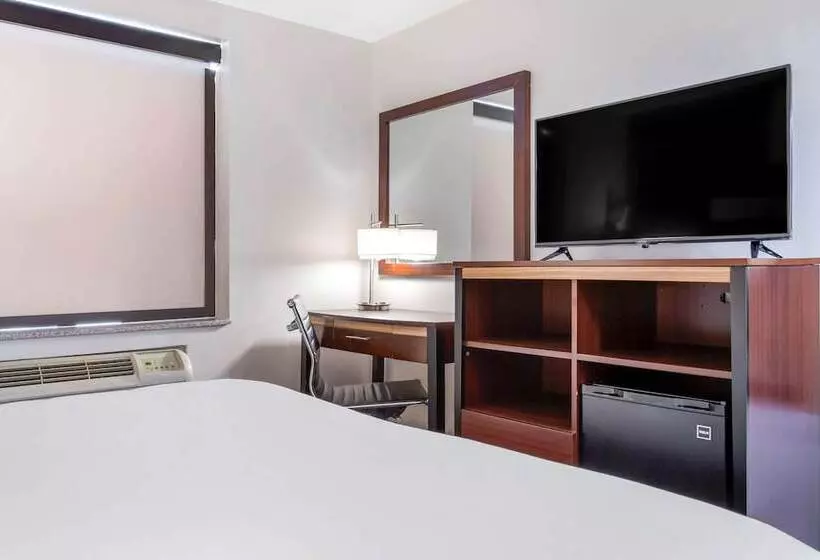 Avion Inn Near Lga Airport, Ascend Hotel Collection