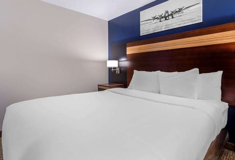 Avion Inn Near Lga Airport, Ascend Hotel Collection