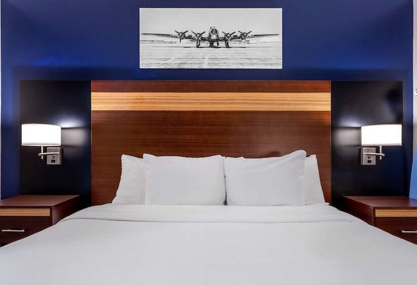 Avion Inn Near Lga Airport, Ascend Hotel Collection