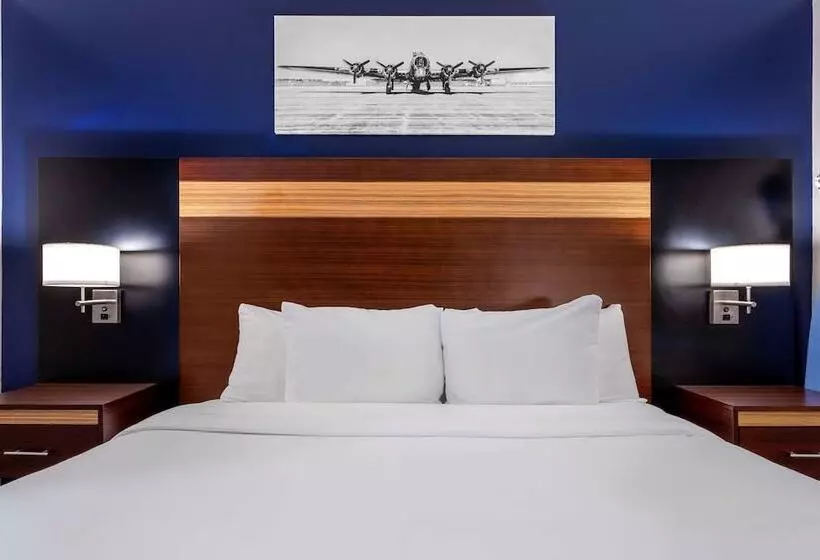 Avion Inn Near Lga Airport, Ascend Hotel Collection