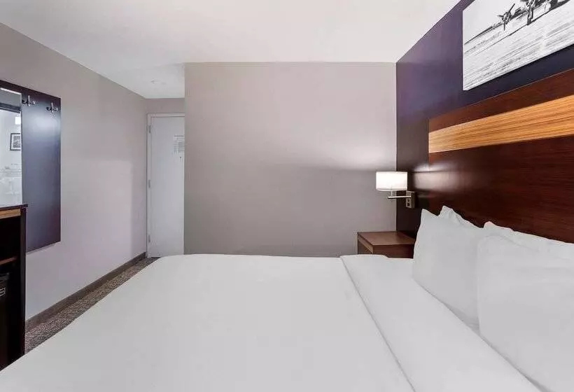 Avion Inn Near Lga Airport, Ascend Hotel Collection