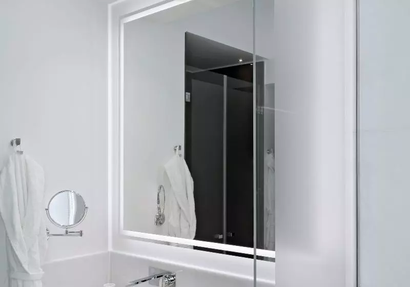 בית מלון כפרי Corso 281 Luxury Suites