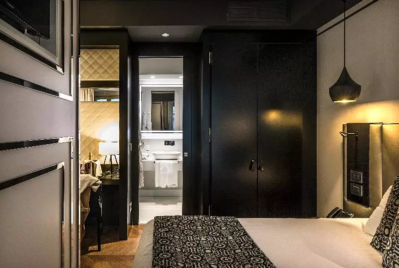 בית מלון כפרי Corso 281 Luxury Suites