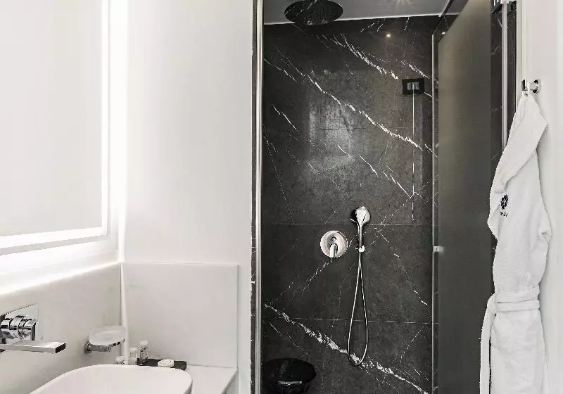 בית מלון כפרי Corso 281 Luxury Suites