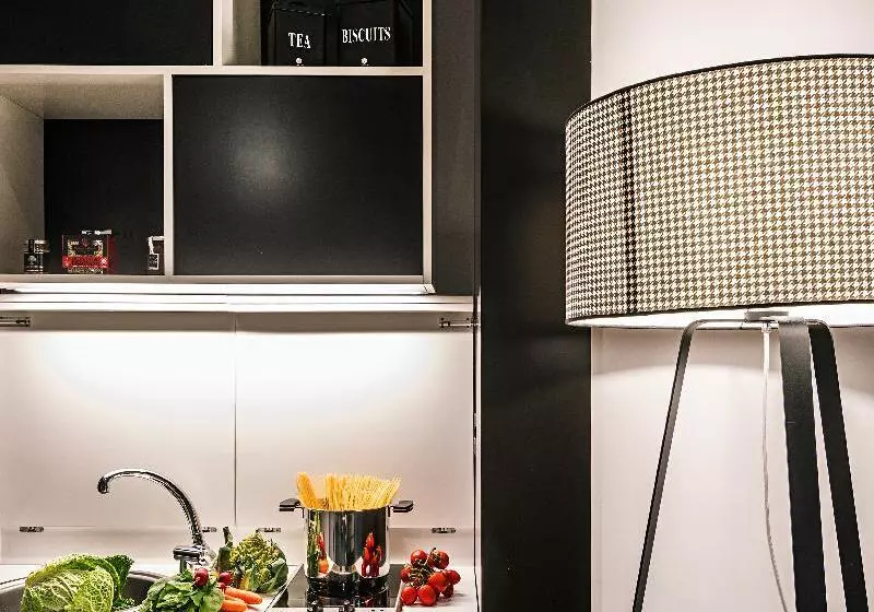 בית מלון כפרי Corso 281 Luxury Suites