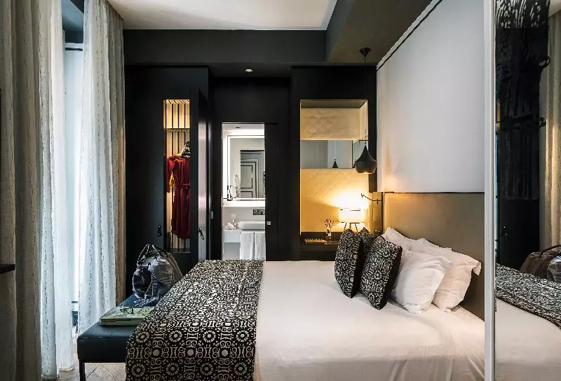 בית מלון כפרי Corso 281 Luxury Suites