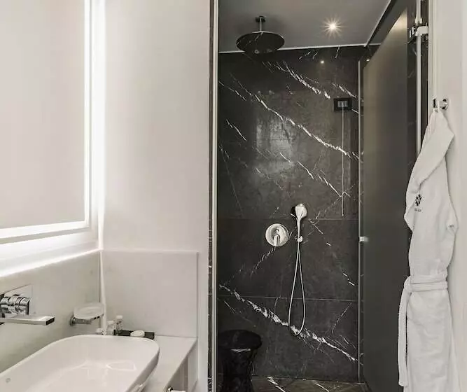 בית מלון כפרי Corso 281 Luxury Suites