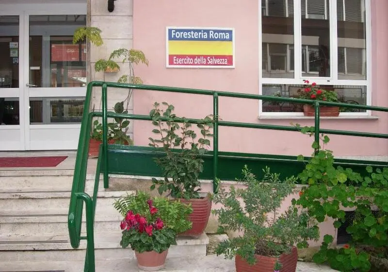 هتل Foresteria Roma Esercito Della Salvezza