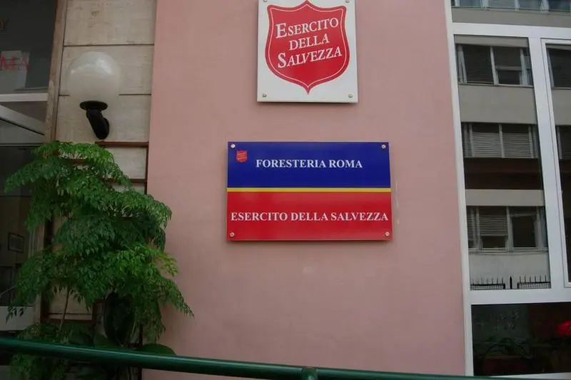 هتل Foresteria Roma Esercito Della Salvezza