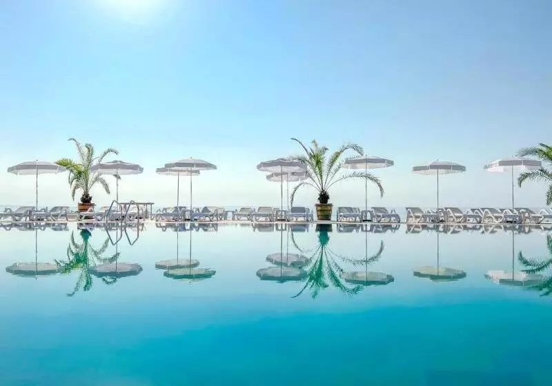 ホテル Grifid Moko Beach   24 Hours Ultra All Inclusive & Private Beach