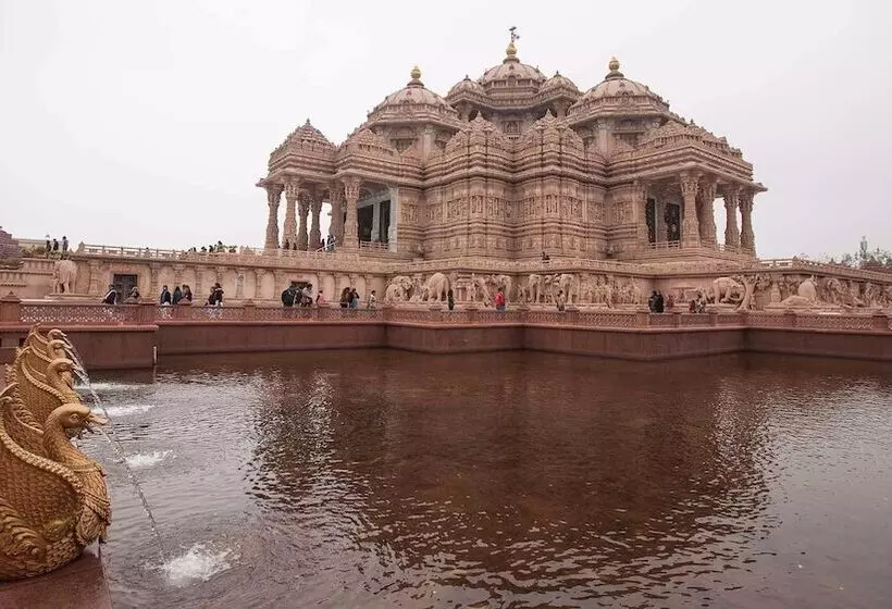 ホテル Silver Stone Karol Bagh New Delhi