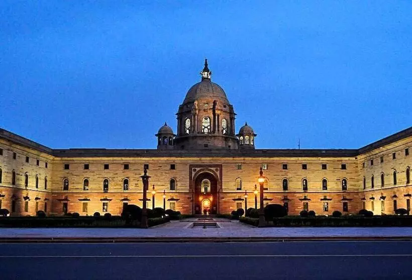 ホテル Silver Stone Karol Bagh New Delhi