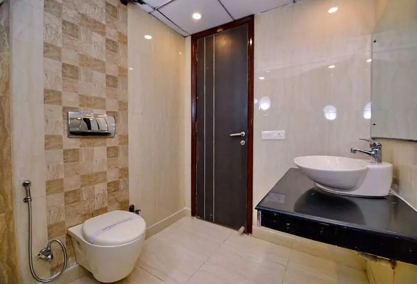 ホテル Silver Stone Karol Bagh New Delhi