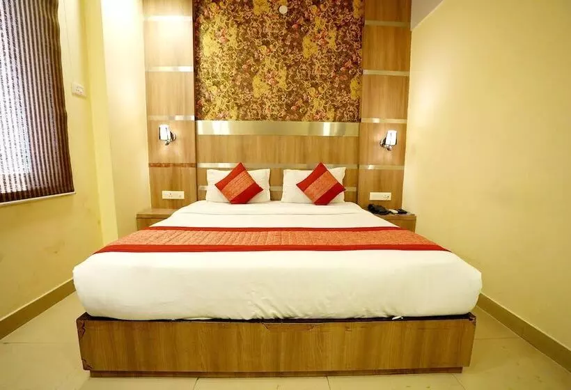 ホテル Silver Stone Karol Bagh New Delhi