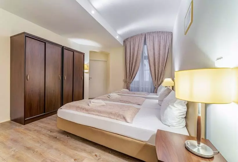 Upper Room Hotel Kurfürstendamm